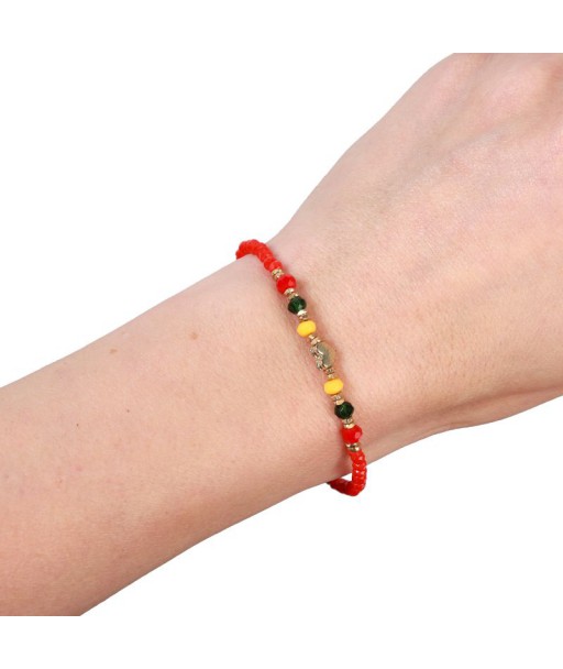 Raudonų karoliukų apyrankė su širdele ir trispalve